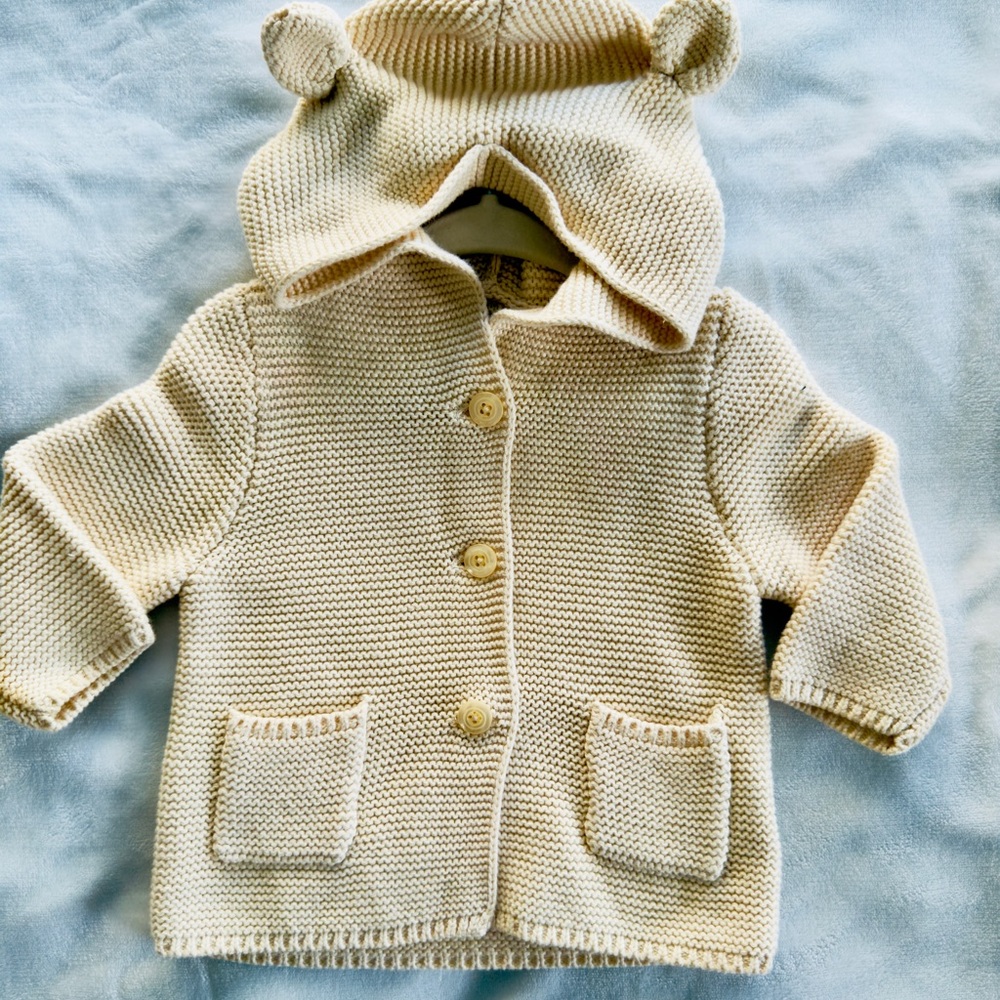 GAP Baby Cream Knit Cardigan 3-6M